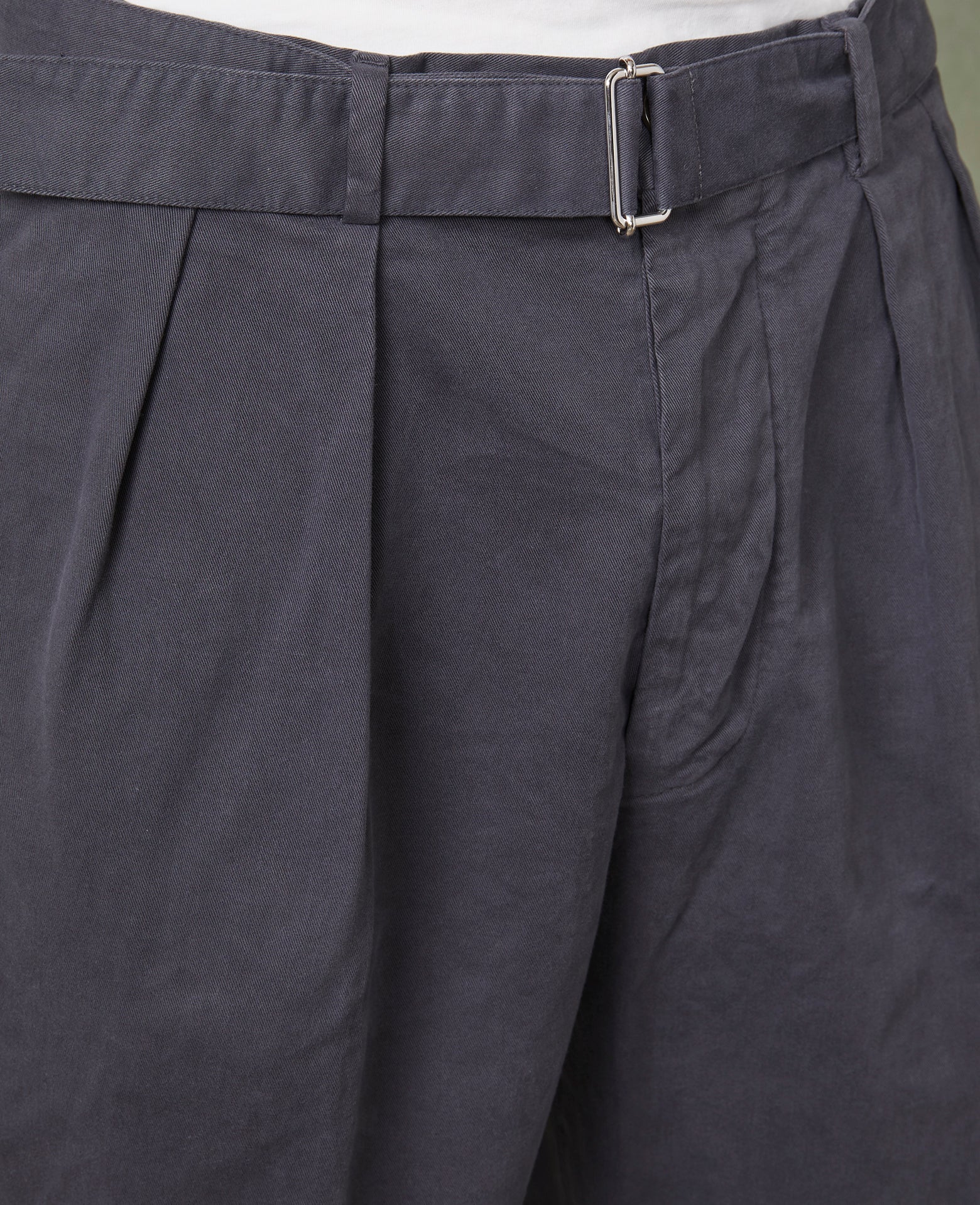 Pleated chino - Image 4