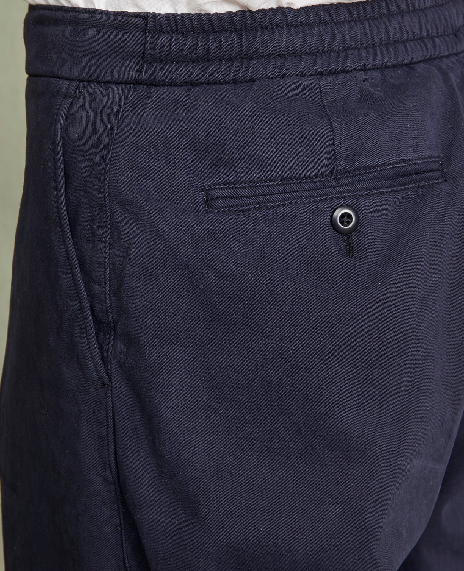 Drawstring chino - Image 4