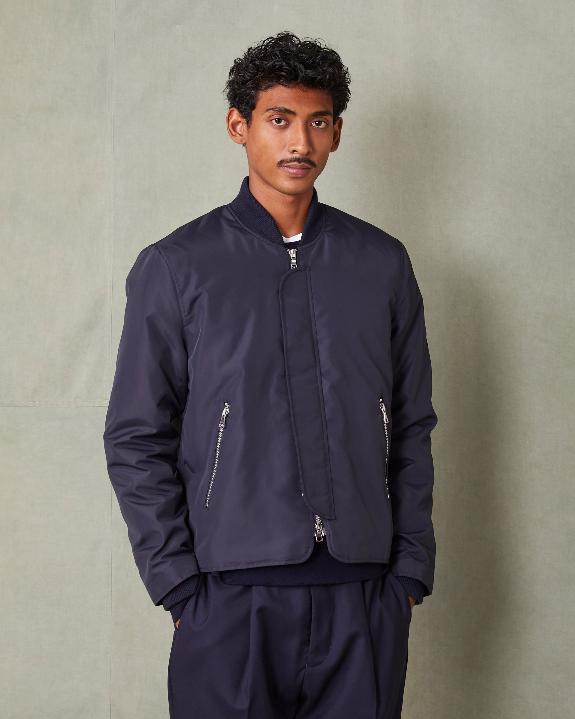 Efy bomber - Image 2