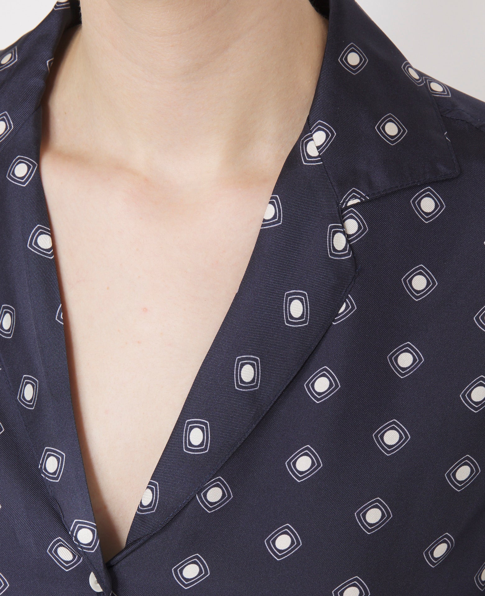 New christelle shirt - Image 4