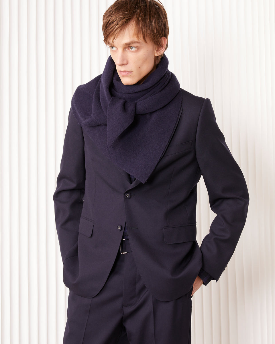 Triangle scarf - Image 2