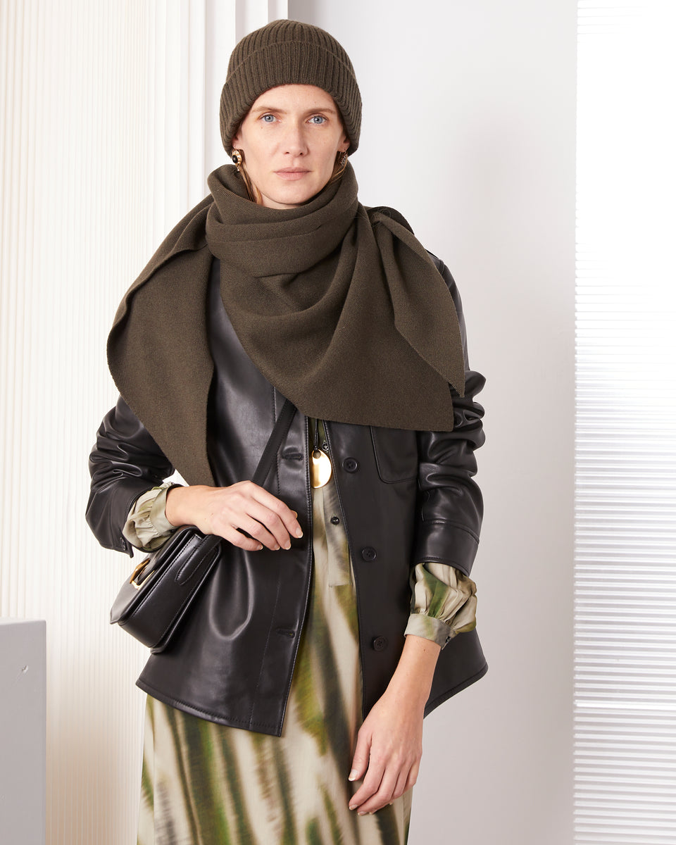 Triangle scarf - Image 2