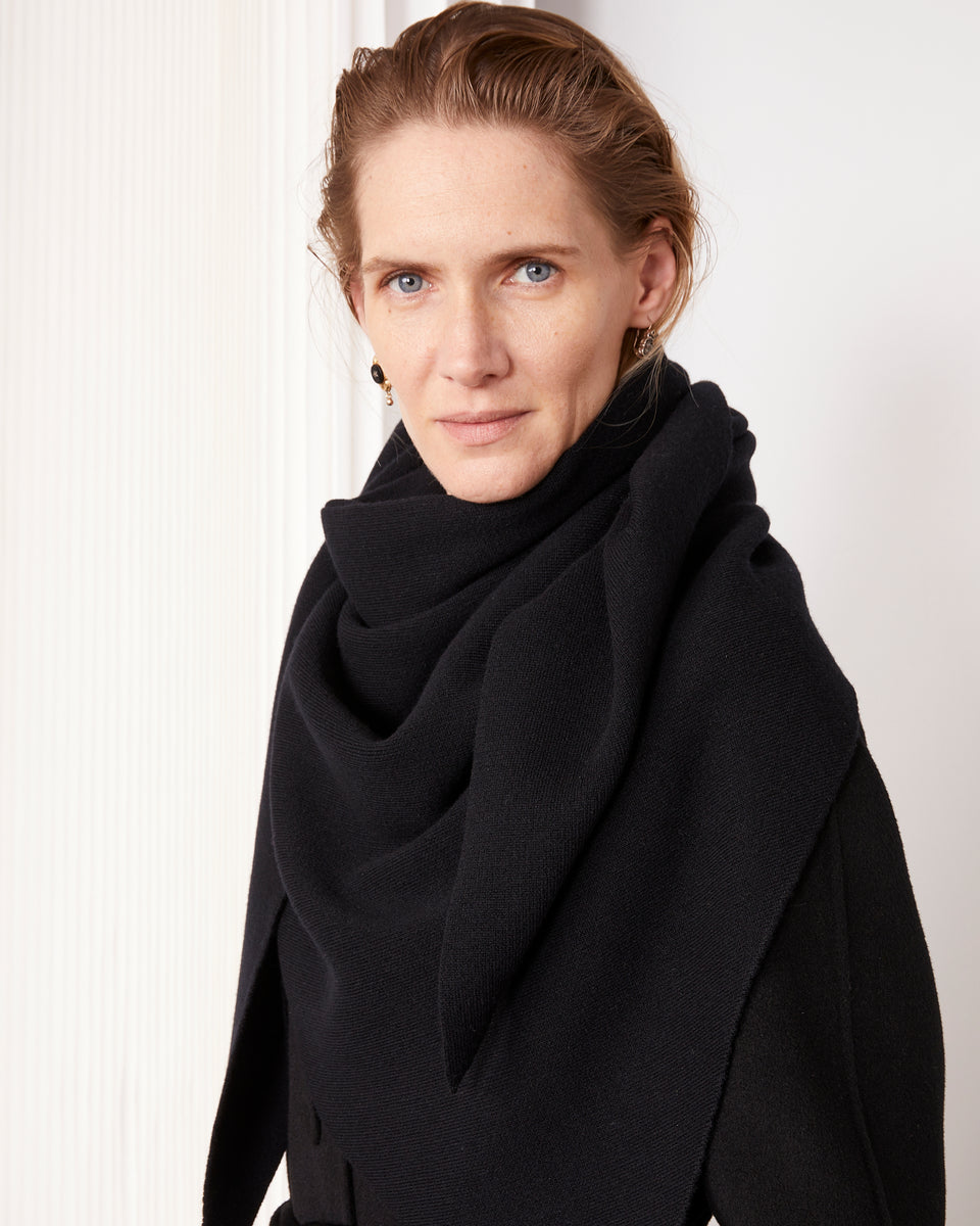 Triangle scarf - Image 2