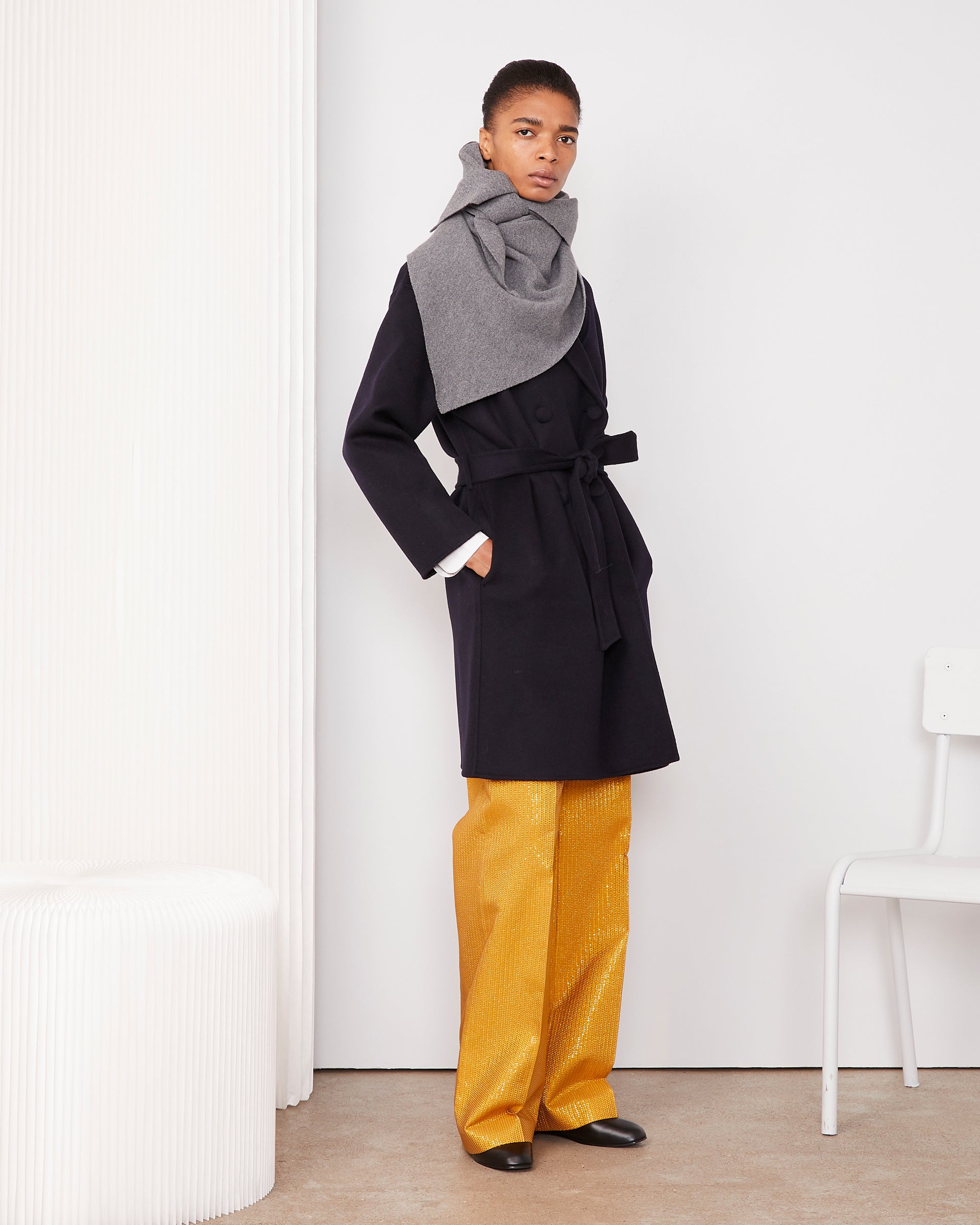 Triangle scarf - Image 5