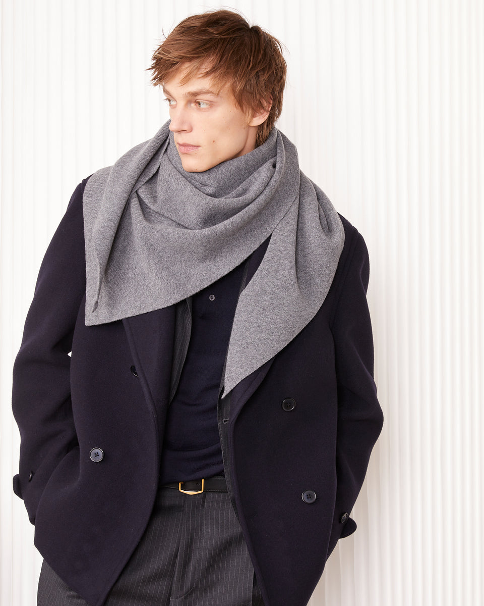 Triangle scarf - Image 1