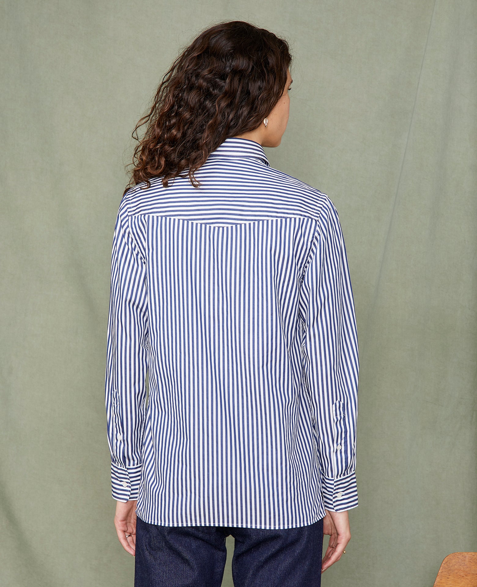 Soft collar shirt