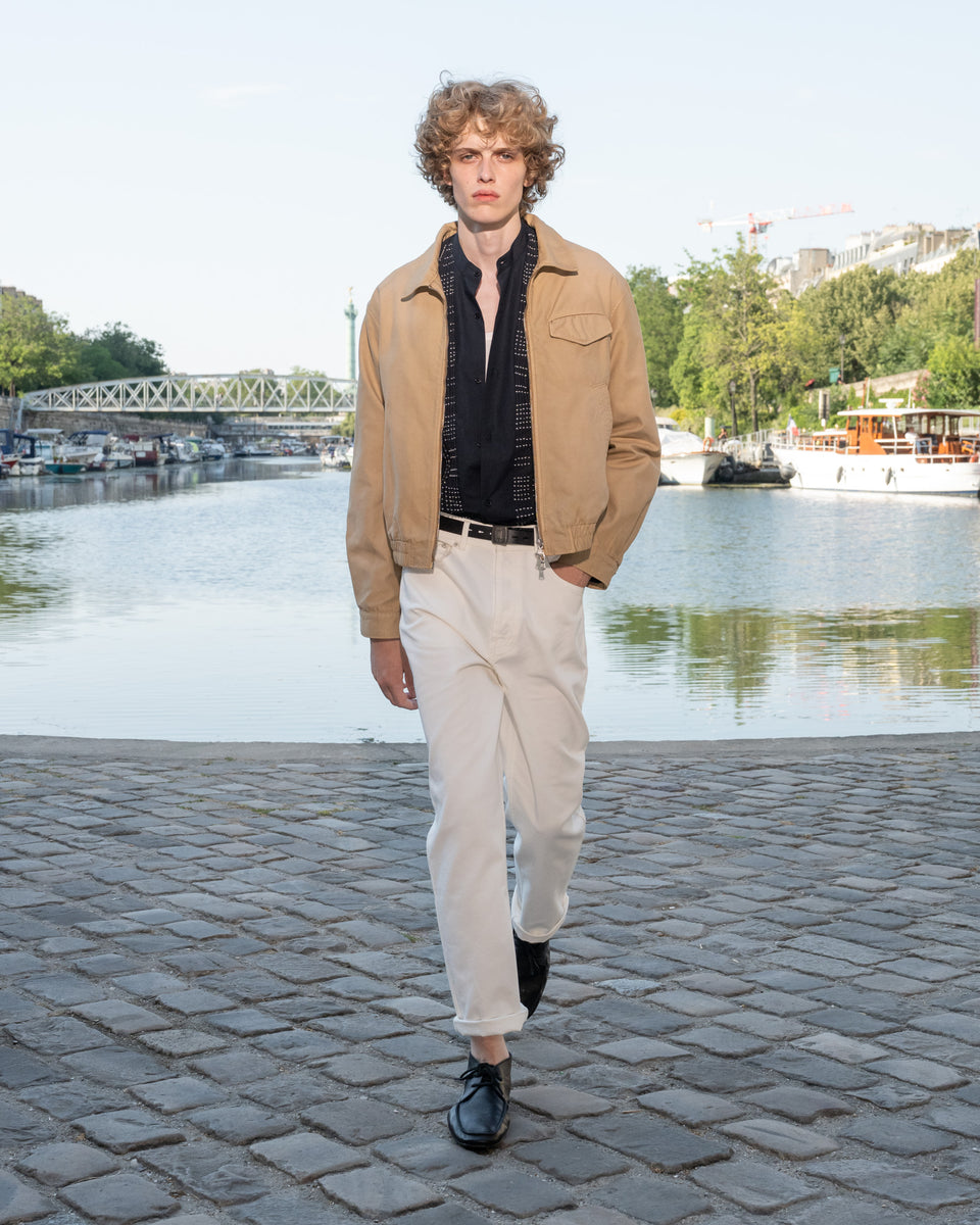 Look - 17