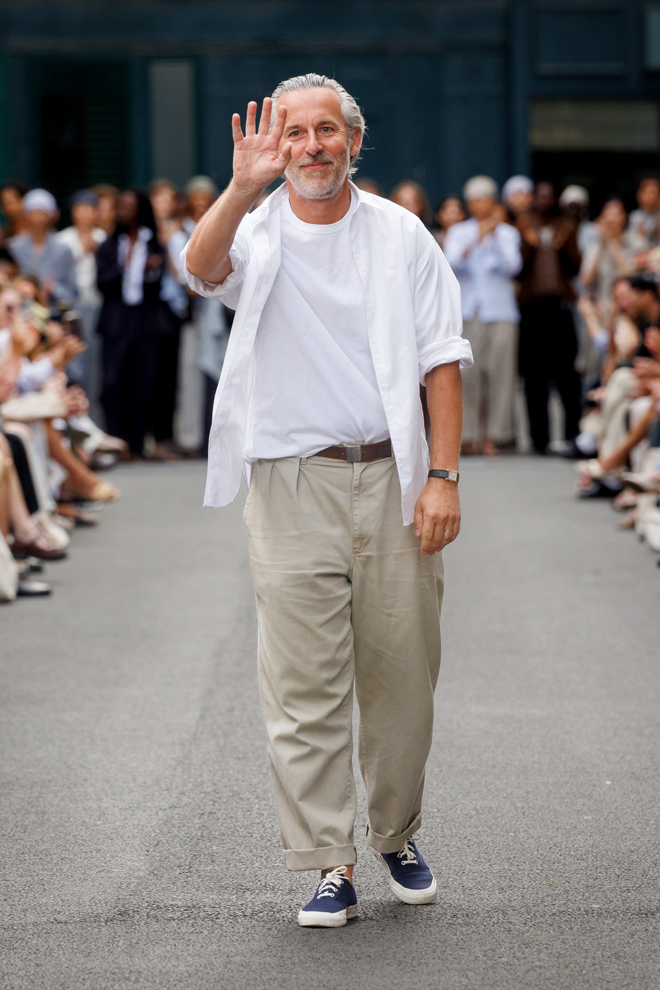 Look - 34