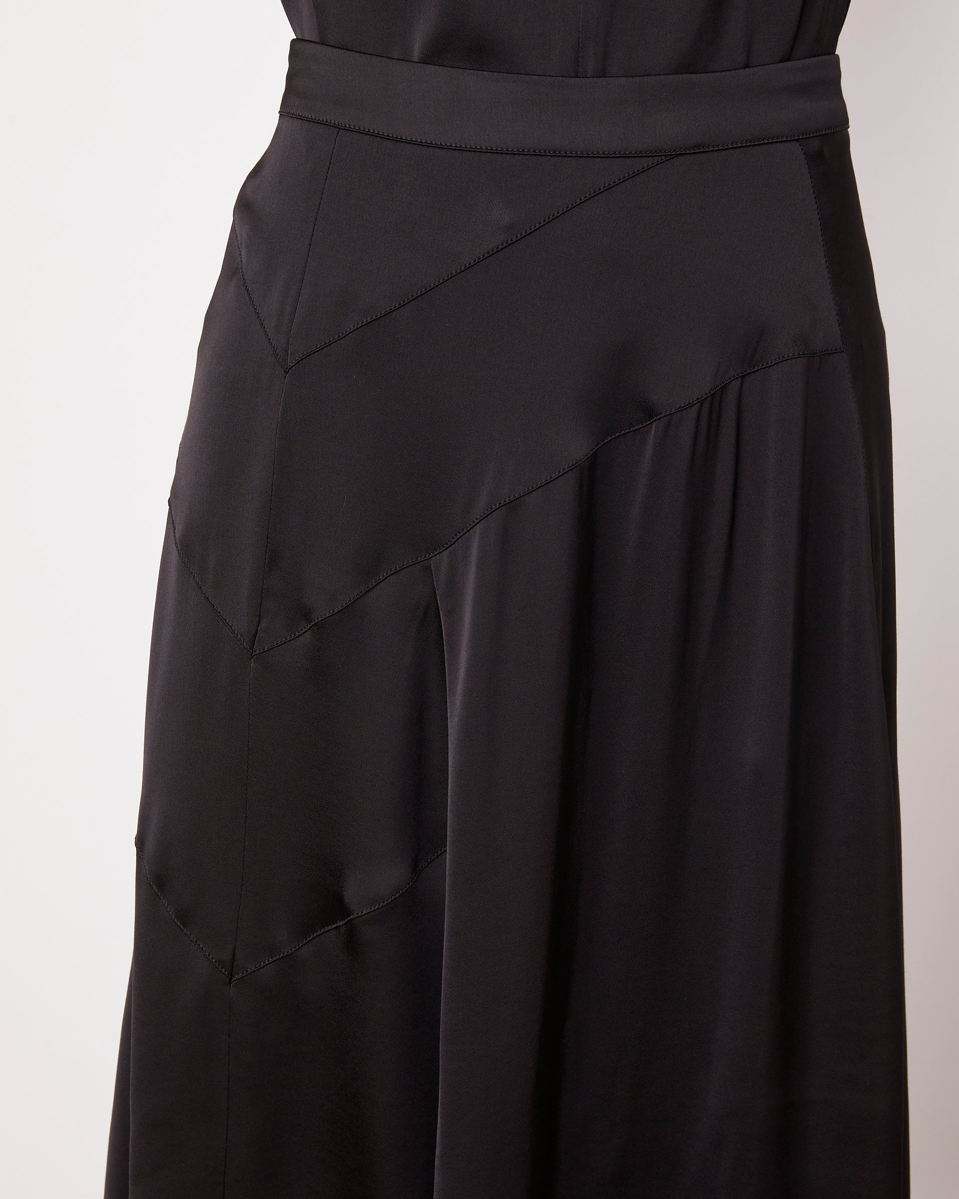 Anisea skt itl satin viscose 4 - Image 4