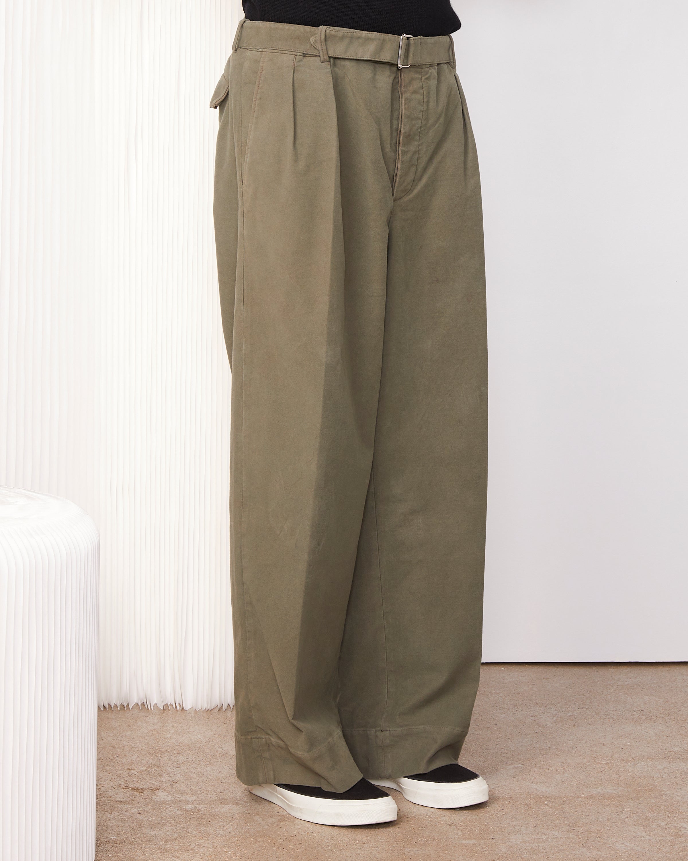 Gypsohila ジプソフィア/ Stylish Chino Pants The High Side Chino (Slim Fit) - Fabletics