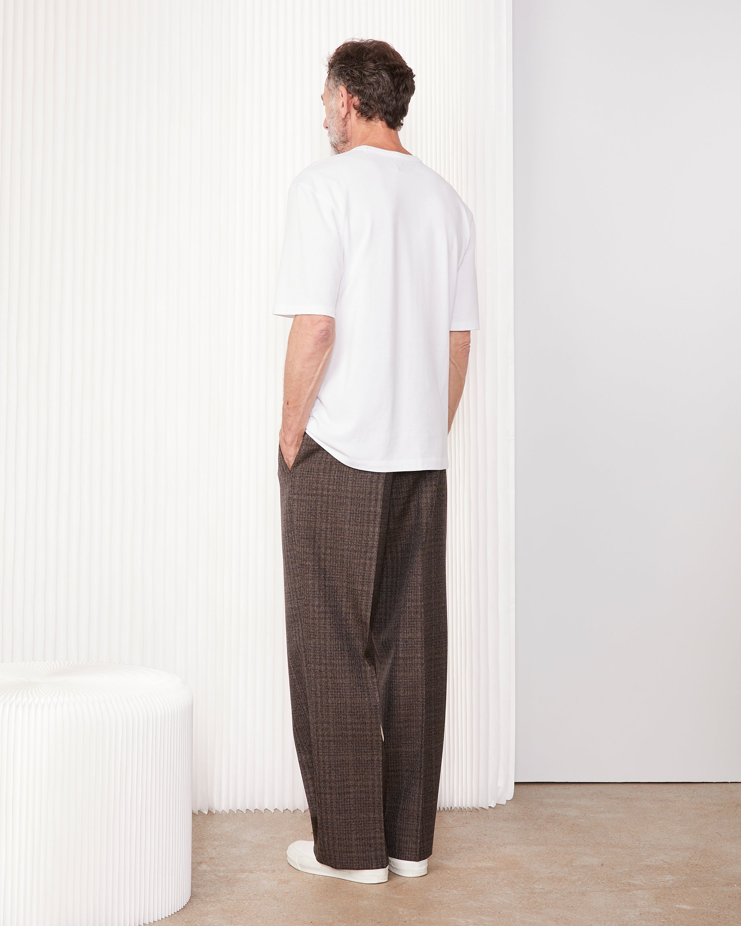 【関税込み】Officine Generale オフホワイト ポケットTシャツ Officine Générale Off-White Pocket T-Shirt - T-Shirts
