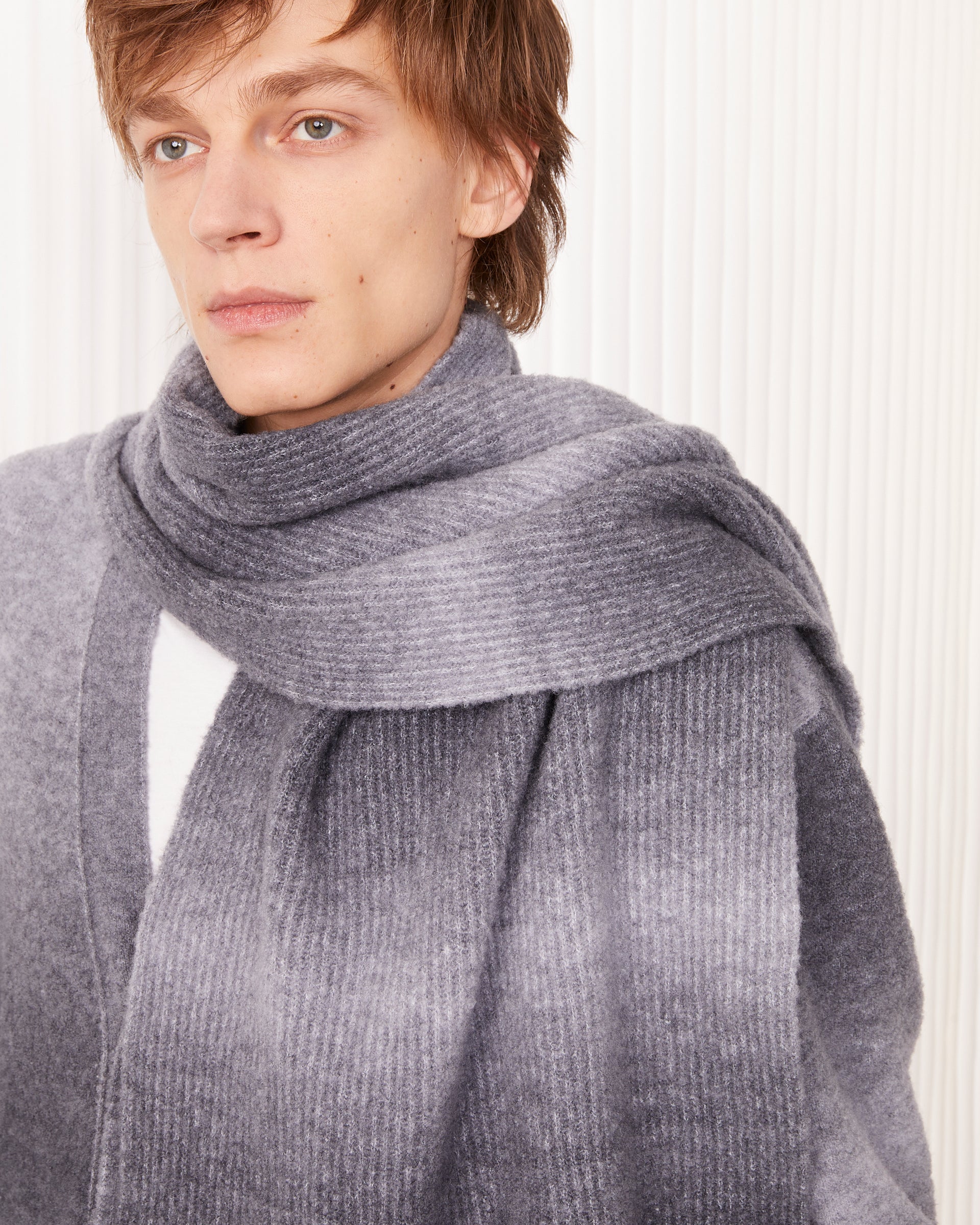 Large scarf - Image 3