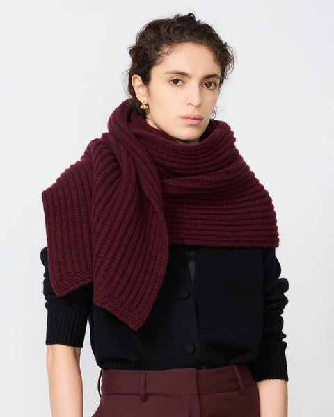 Large scarf