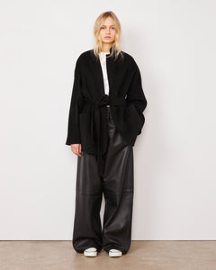 Fama coat - Miniature 1